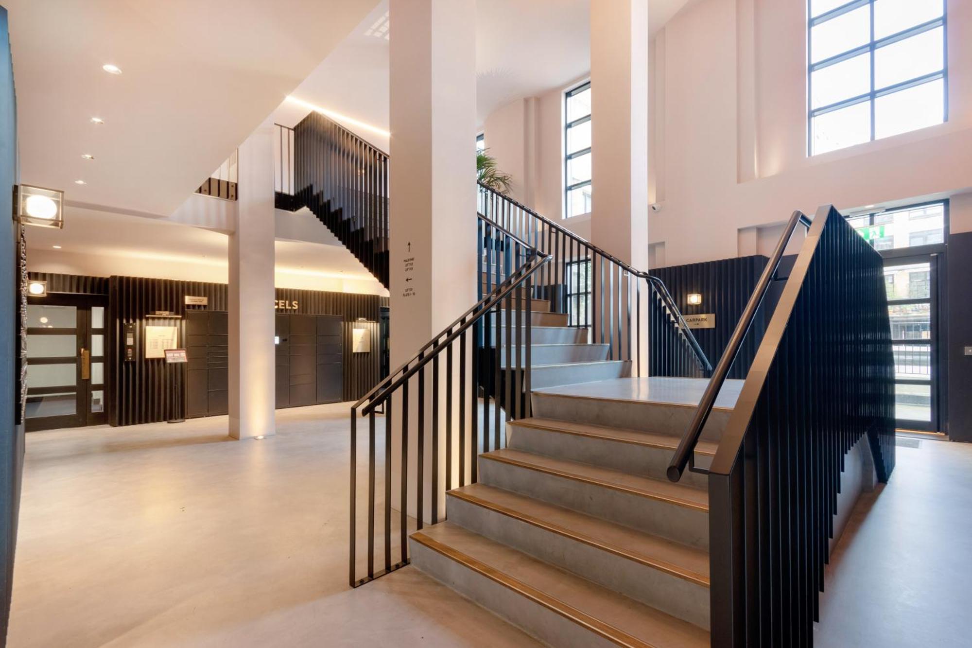 2 Bed Bethnal Green Penthouse ロンドン エクステリア 写真